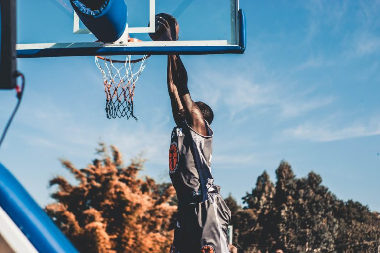 In Quanti Si Gioca A Basket Basket: come si gioca - ScuolaMania